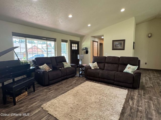 6637 E Little Joe RD, Coeur D'alene, ID 83814