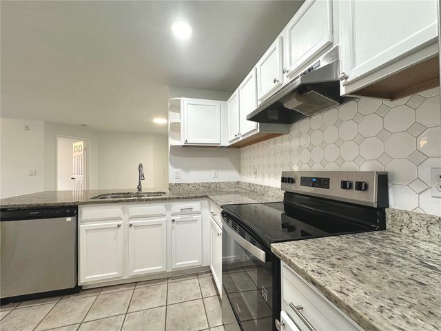 7511 SEURAT STREET 10202, Orlando, FL 32819