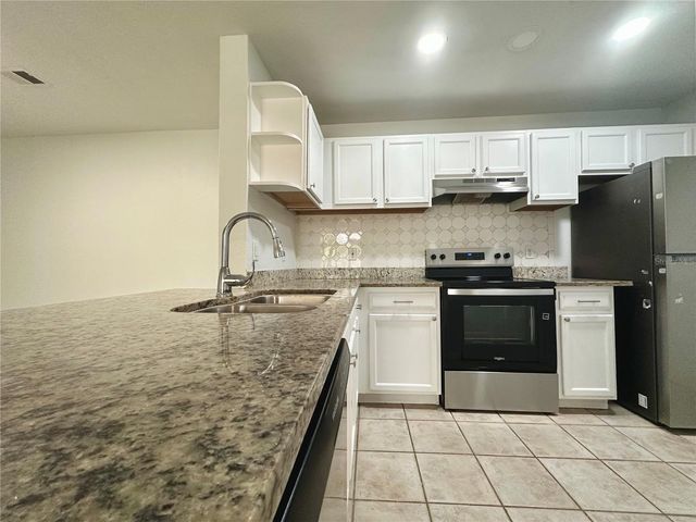 7511 SEURAT STREET 10202, Orlando, FL 32819