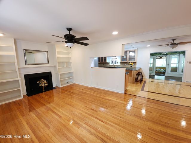 107 S Lakeshore Drive, Whispering Pines, NC 28327