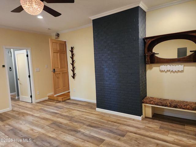 107 S Lakeshore Drive, Whispering Pines, NC 28327