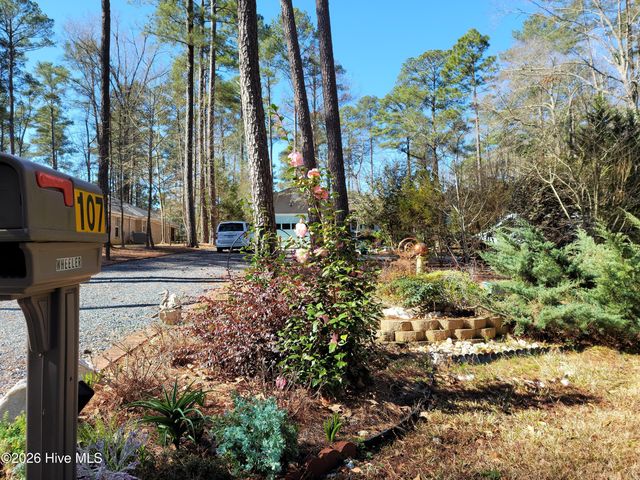 107 S Lakeshore Drive, Whispering Pines, NC 28327