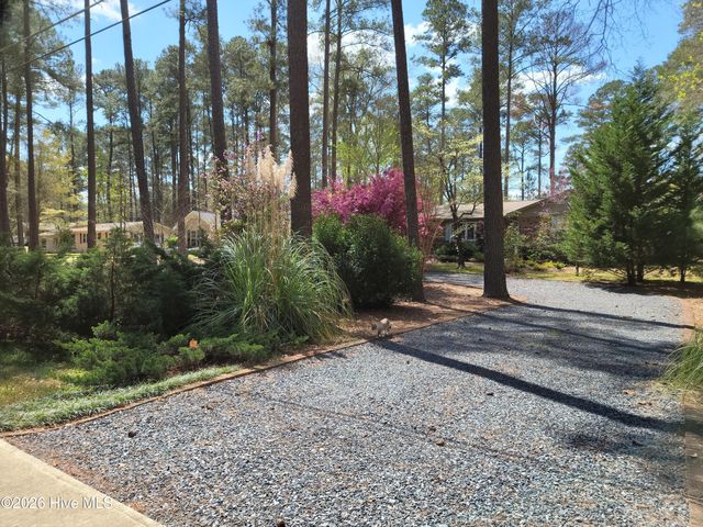 107 S Lakeshore Drive, Whispering Pines, NC 28327