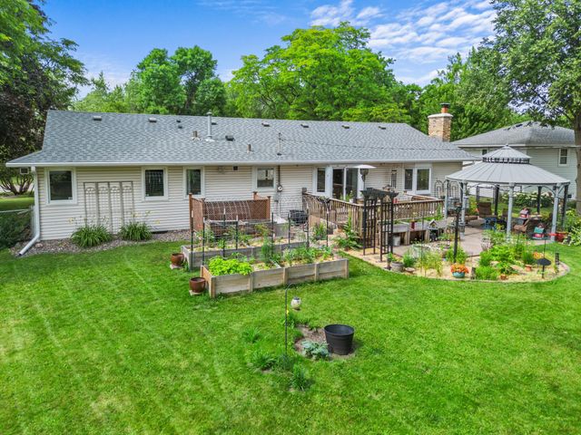 2988 108th Lane NW, Coon Rapids, MN 55433