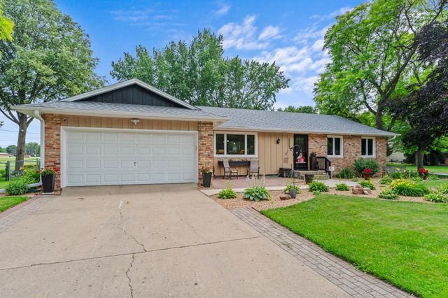 2988 108th Lane NW, Coon Rapids, MN 55433