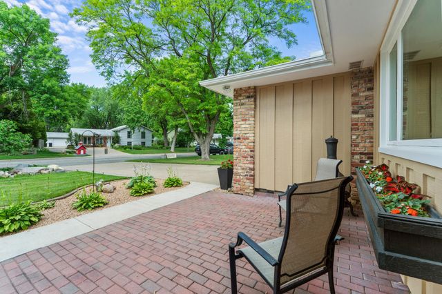 2988 108th Lane NW, Coon Rapids, MN 55433