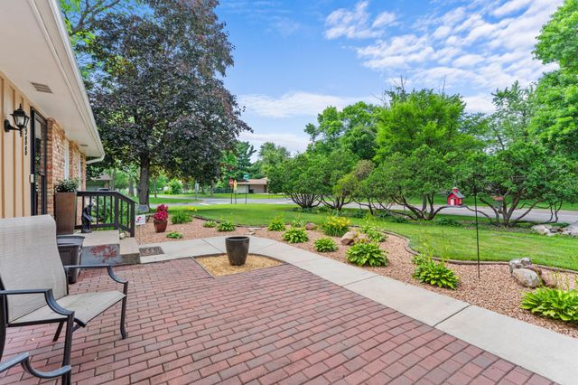 2988 108th Lane NW, Coon Rapids, MN 55433