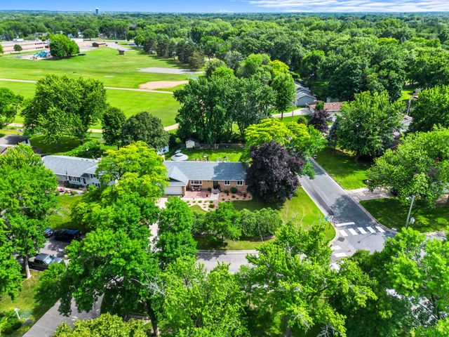 2988 108th Lane NW, Coon Rapids, MN 55433
