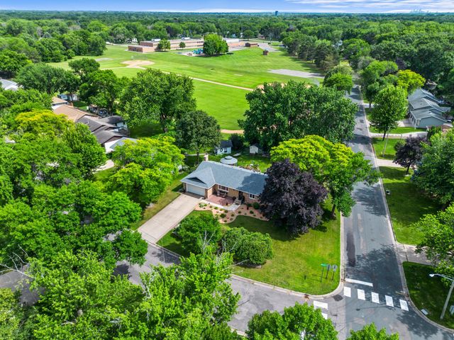 2988 108th Lane NW, Coon Rapids, MN 55433