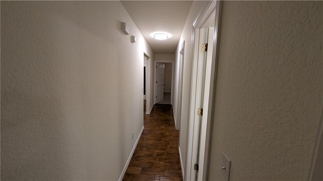 2783 N Boxwood Drive, Fayetteville, AR 72703