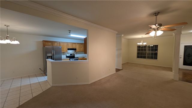 2783 N Boxwood Drive, Fayetteville, AR 72703