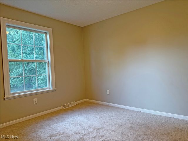 1050 Oak Street, Medina, OH 44256