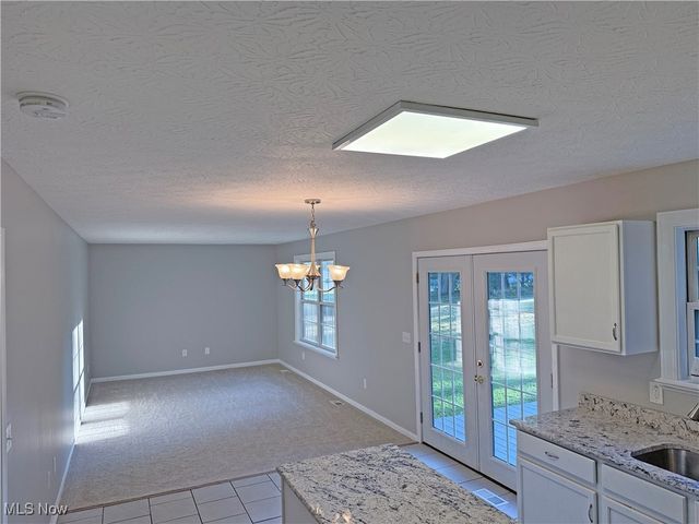 1050 Oak Street, Medina, OH 44256