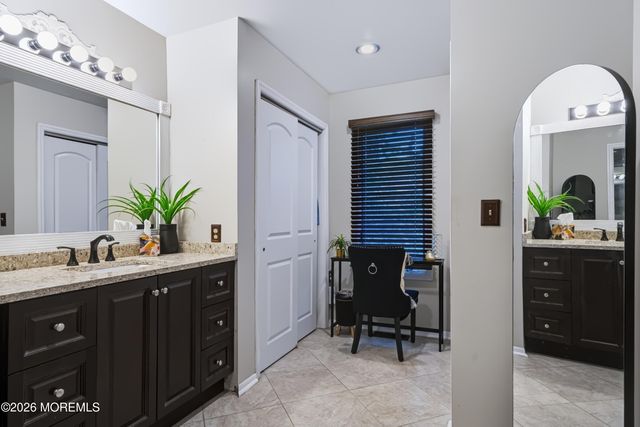 1112 Lighthouse Lane, Toms River, NJ 08753