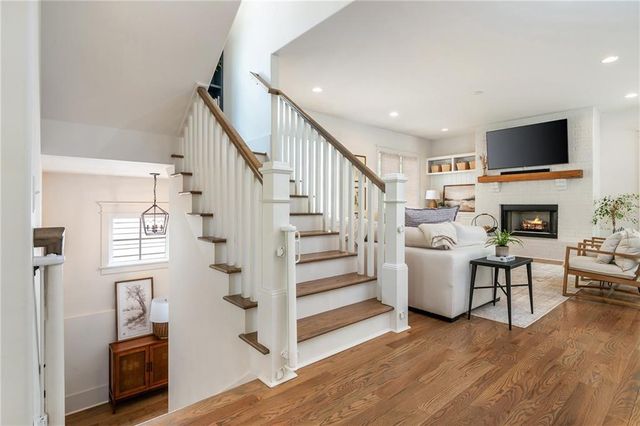 1264 Hayes Drive SE, Smyrna, GA 30080