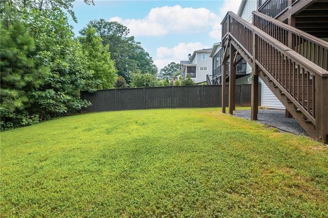 1264 Hayes Drive SE, Smyrna, GA 30080