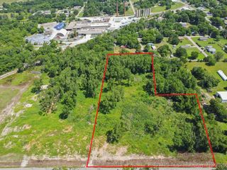 W 20th Street, Okmulgee, OK 74447