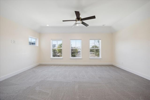 414 N Live Oak Street A, Houston, TX 77003