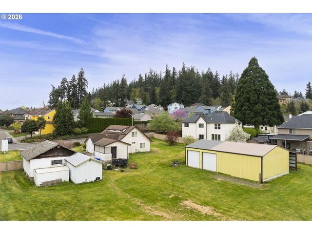 11885 Se SUMMERS Ln, Clackamas, OR 97015