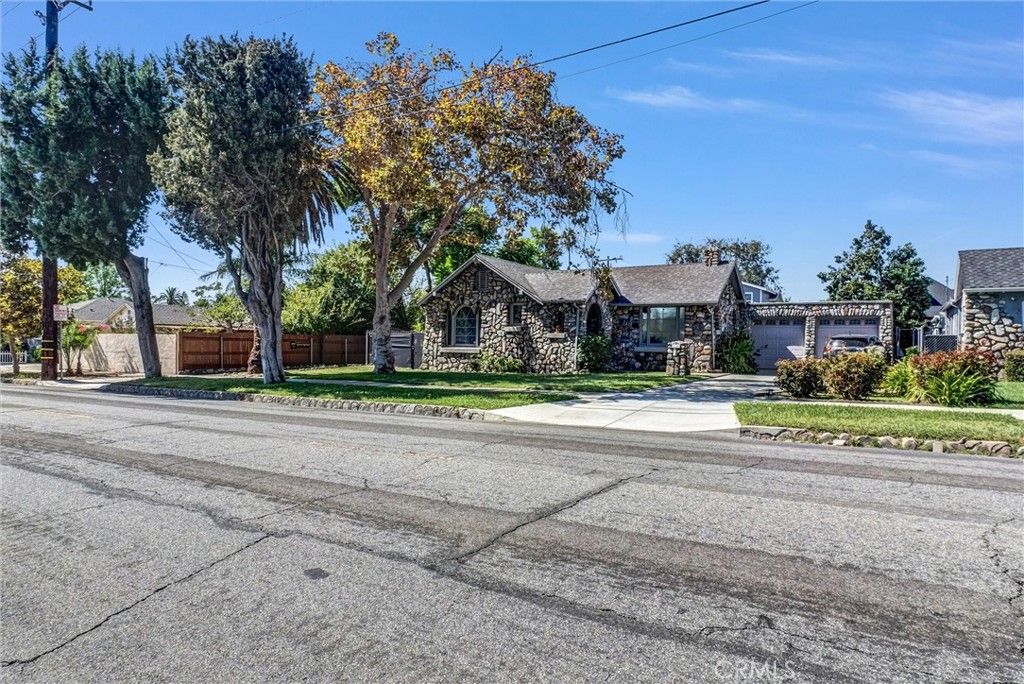 1155 N Campus Avenue, Ontario, CA 91764 — photo 2