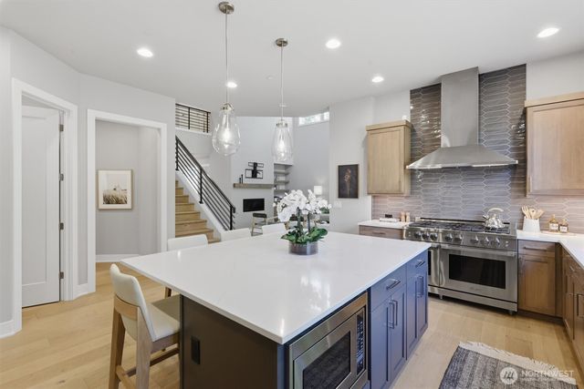 24309 NE 24th Street, Sammamish, WA 98074
