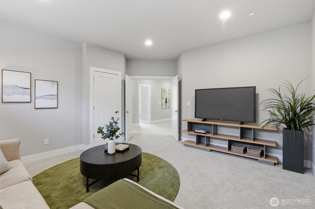 24309 NE 24th Street, Sammamish, WA 98074