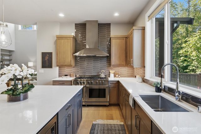 24309 NE 24th Street, Sammamish, WA 98074