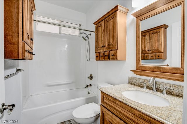 9682 Lightheart Avenue, Las Vegas, NV 89148