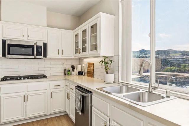 26451 Puffin Place, Canyon Country, CA 91387