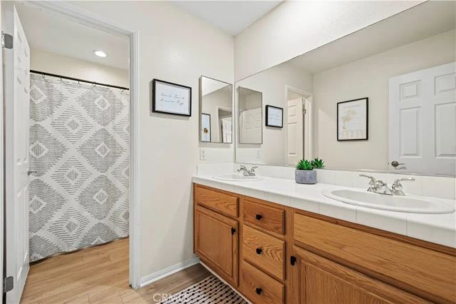 26451 Puffin Place, Canyon Country, CA 91387