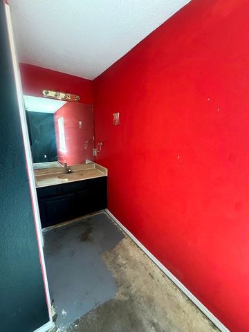 7204 Ridge Road, Fort Worth, TX 76133