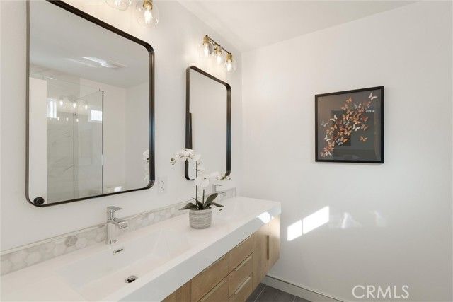 534 E Hoover, Orange, CA 92867