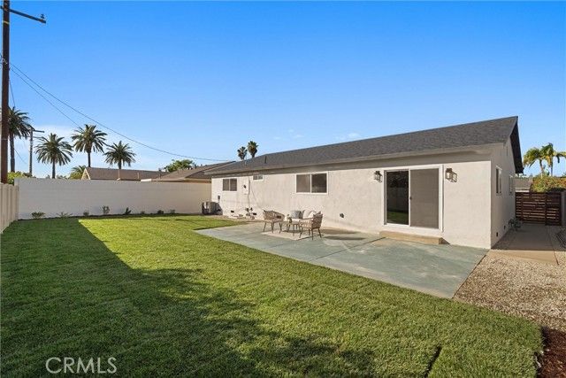 534 E Hoover, Orange, CA 92867