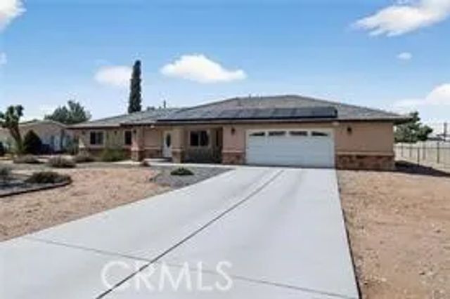 20726 Nisqually, Apple Valley, CA 92308