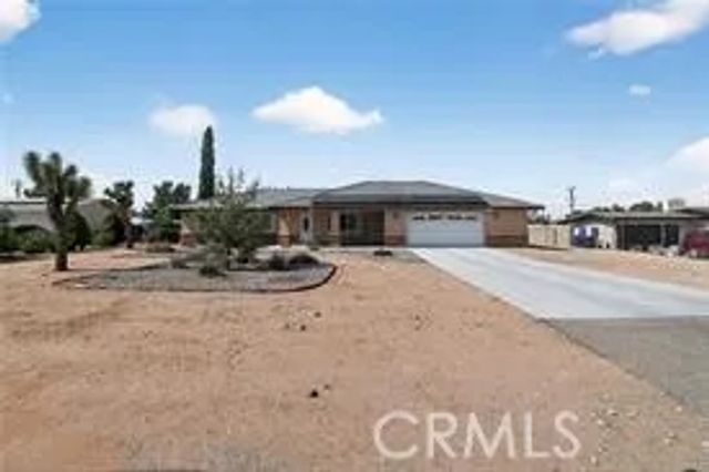 20726 Nisqually, Apple Valley, CA 92308