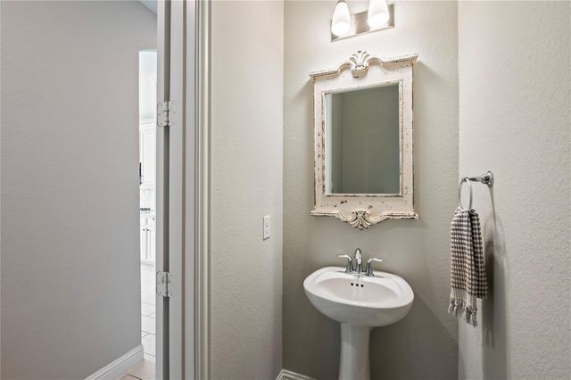2328 Majestic Fairway Lane, League City, TX 77573