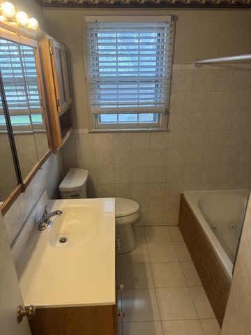 215 Heights Ave, Tullahoma, TN 37388