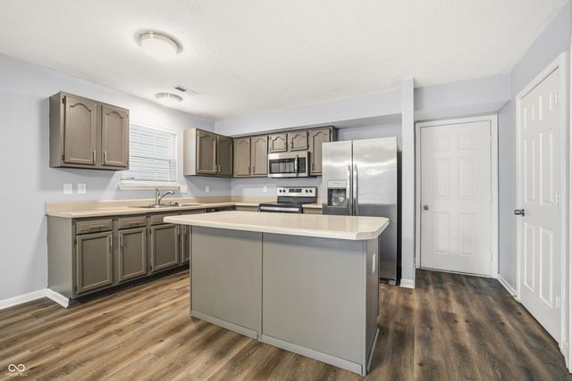 1341 Lake Meadow Drive, Indianapolis, IN 46217