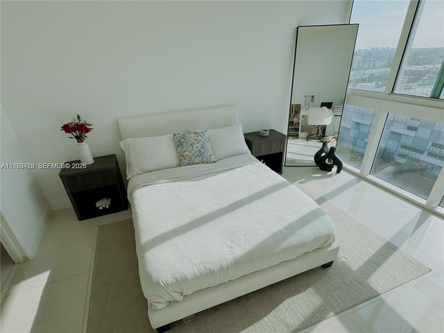 1861 NW S River Dr 1501, Miami, FL 33125