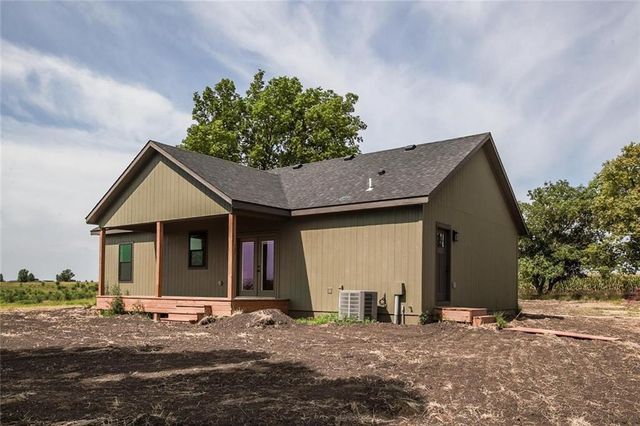 3559 Delaware Road, Pomona, KS 66076