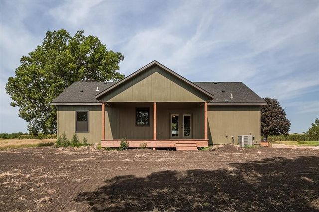 3559 Delaware Road, Pomona, KS 66076