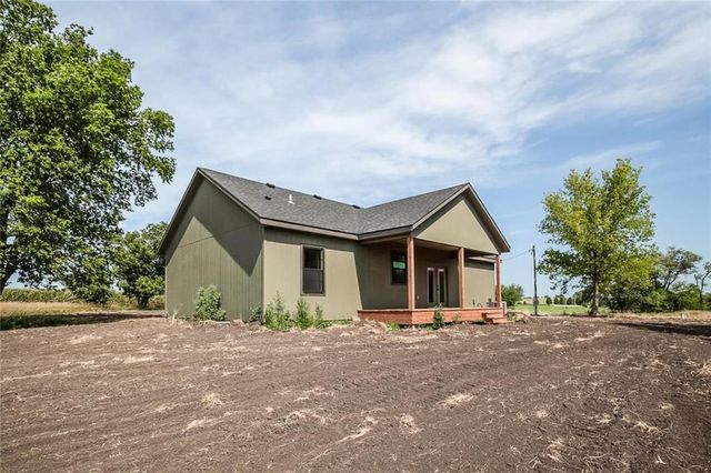 3559 Delaware Road, Pomona, KS 66076