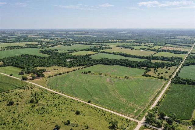 3559 Delaware Road, Pomona, KS 66076