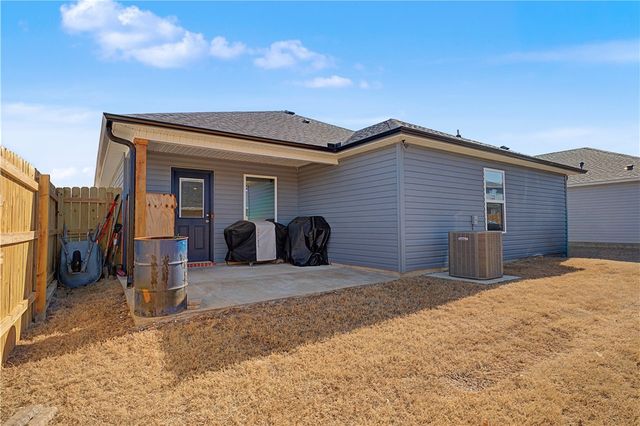 2622 Meramec Street, Fayetteville, AR 72701