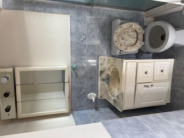 1236 E 82nd Street 72, Brooklyn, NY 11236
