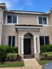 1051 SE 23rd Ter, Homestead, FL 33035