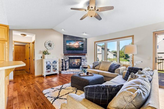 15572 78th Court NE, Otsego, MN 55330