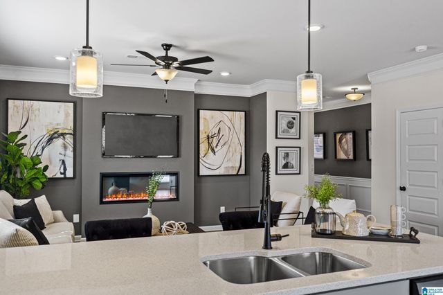 4551 VILLAGE SPRINGS SQUARE # 10, Fultondale, AL 35068