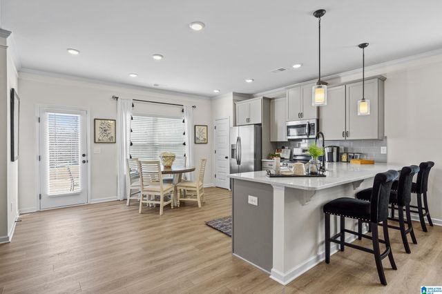 4551 VILLAGE SPRINGS SQUARE # 10, Fultondale, AL 35068