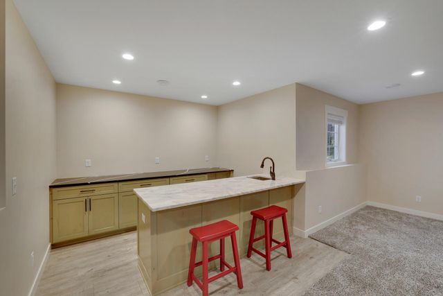 1430 Division Street, Hopkins, MN 55343